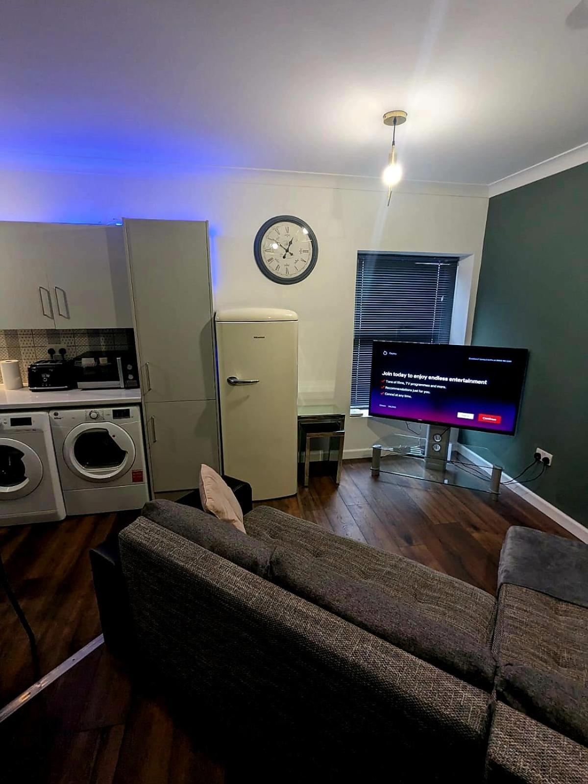 Bright & Modern Apartment In Hackney Wick E3 런던 외부 사진